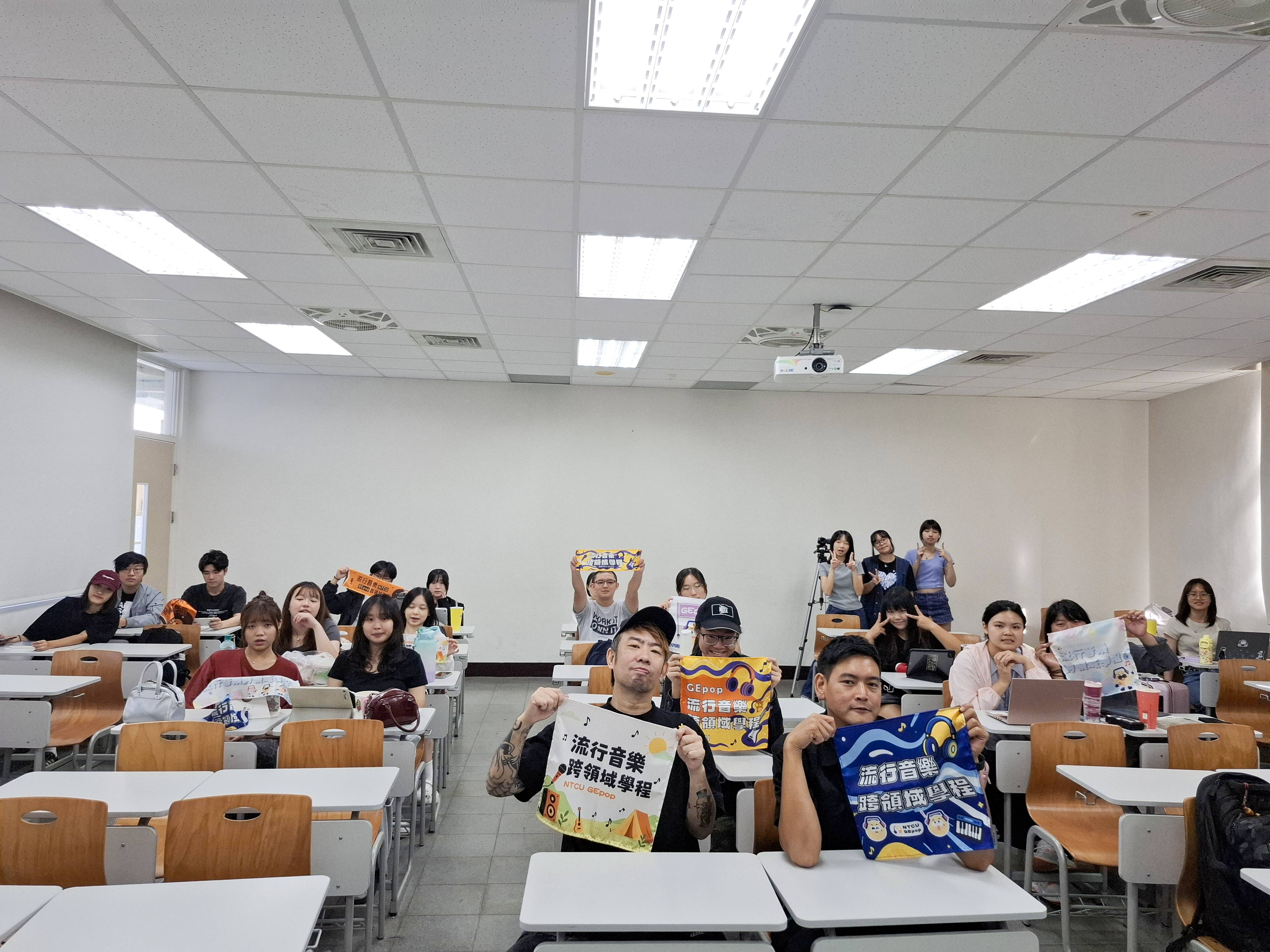 讓音樂被世界聽見：Yuki創辦人走進校園分享策展實務